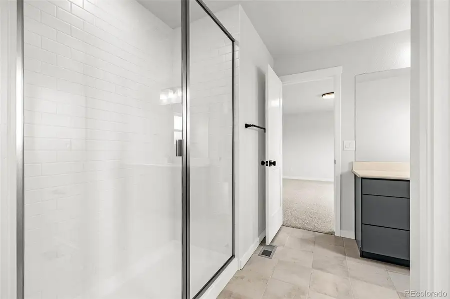 Image 37 of a home in .