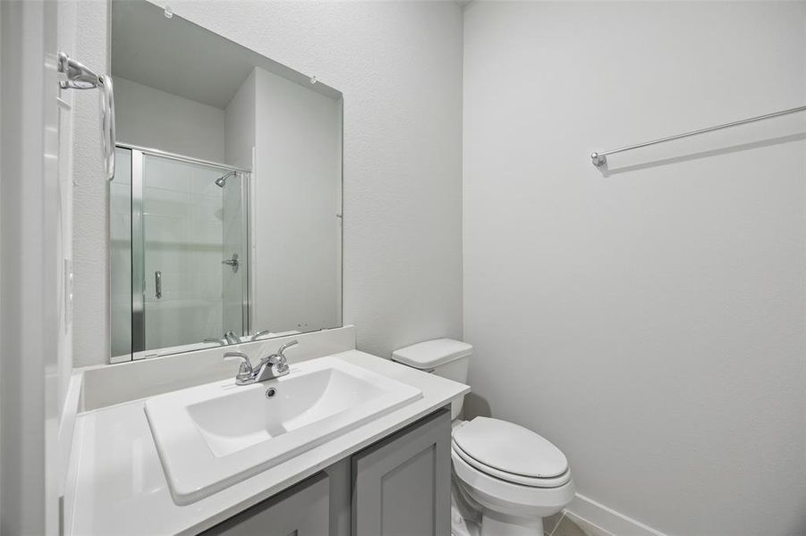 Furnished interior view inside a new home in , Lavon (Image 7).