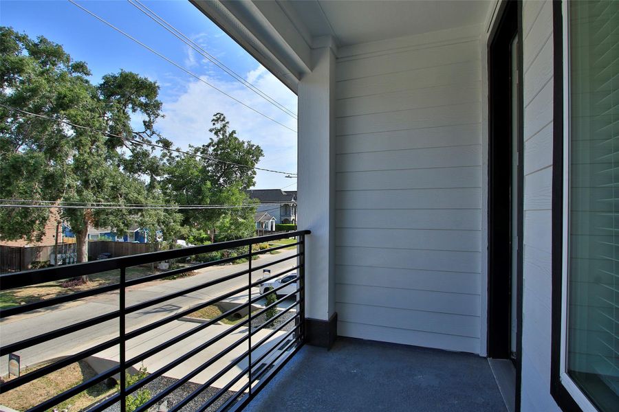Exterior details and patio area of a home in Shady Acres, Houston (Image 23). Exterior details and patio area of a home in Shady Acres, Houston (Image 23).