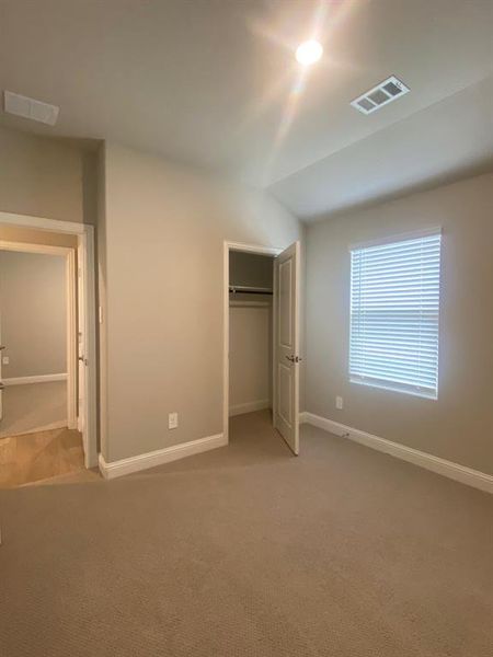 Spacious, unfurnished interior of a new home in Anna Ranch, Anna (Image 16).