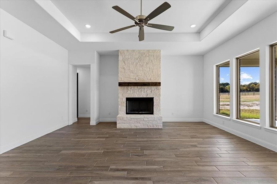 16_38-4005 Crick Ct (3 of 40)