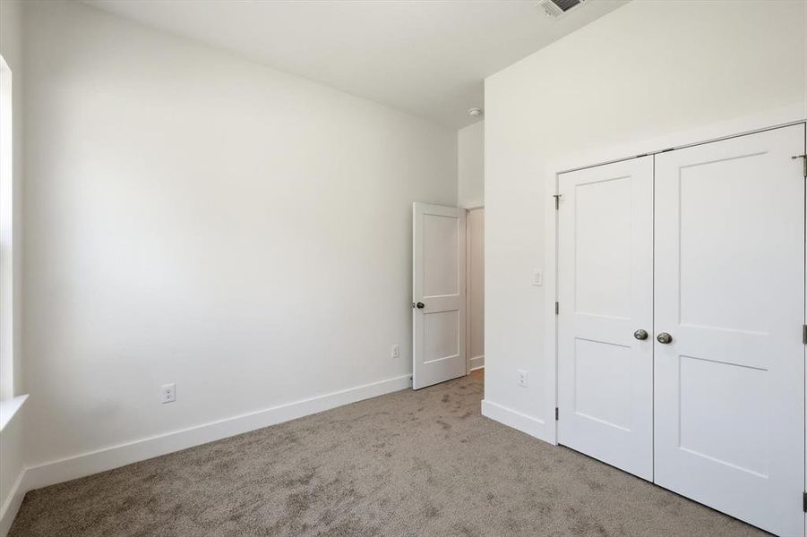 Spacious, unfurnished interior of a new home in , Boyd (Image 28).