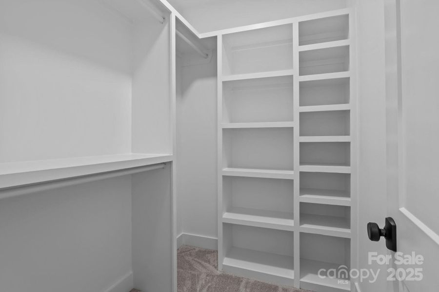 Image 20 of a home in .