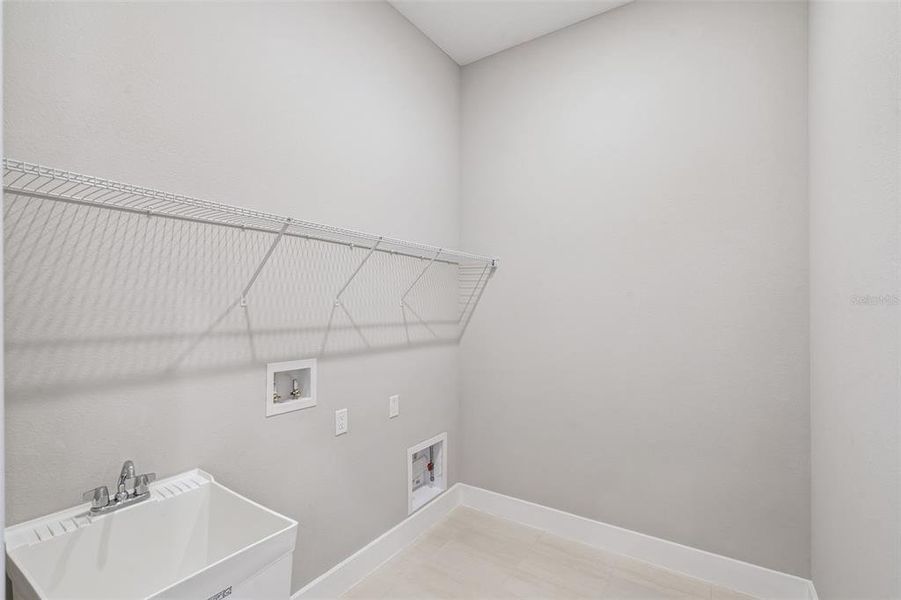 Spacious, unfurnished interior of a new home in , Clermont (Image 31). Spacious, unfurnished interior of a new home in , Clermont (Image 31).