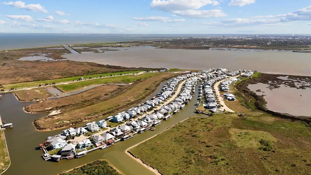 Image 7 of a home in Grand Cay Harbour.