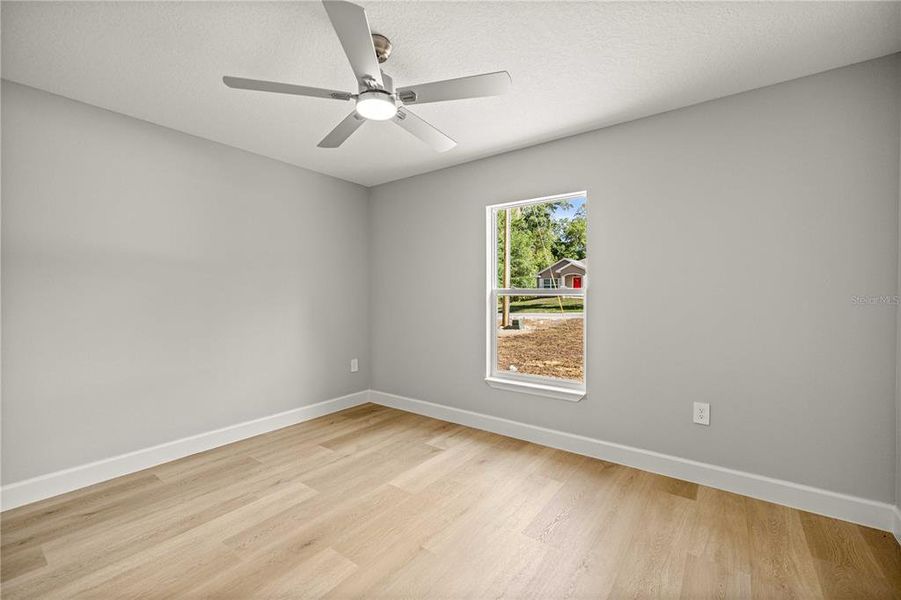 Spacious, unfurnished interior of a new home in , Summerfield (Image 23).