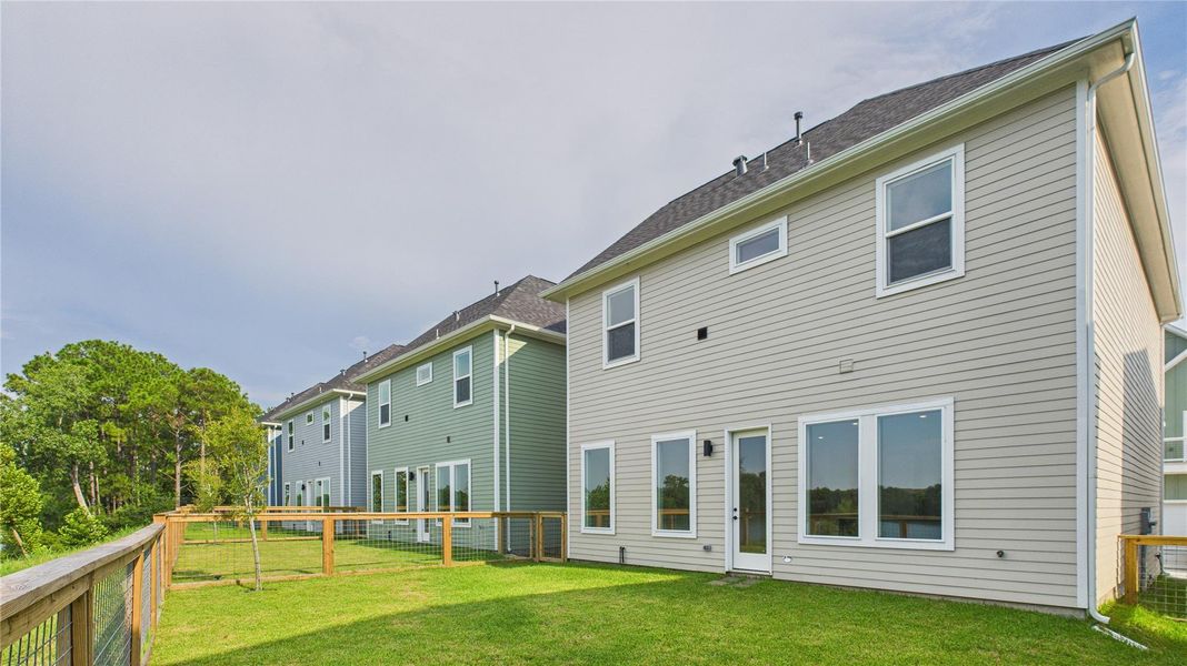 Exterior details and patio area of a home in , Houston (Image 3).