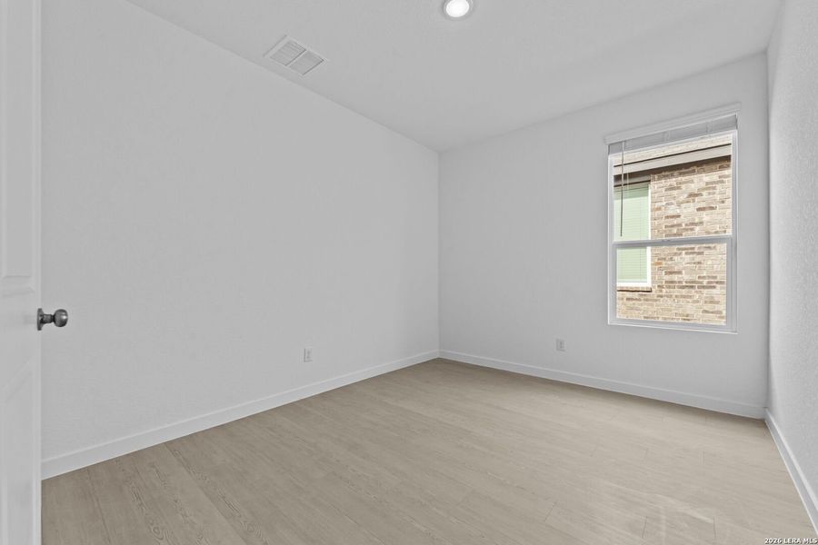 Spacious, unfurnished interior of a new home in Grace Valley, Marion (Image 24).