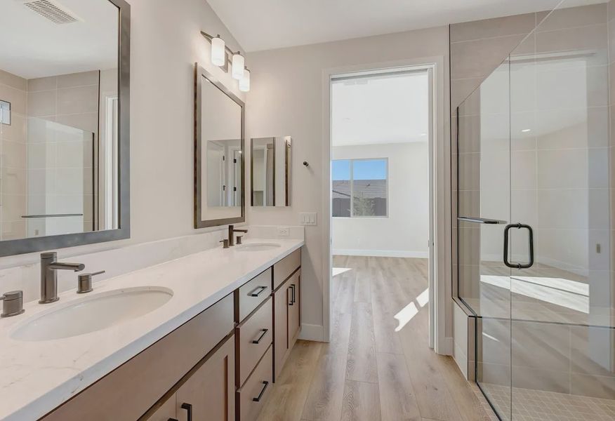 Trilogy Ridgecrest Dream HS 131 Primary Bath - 17 of 19