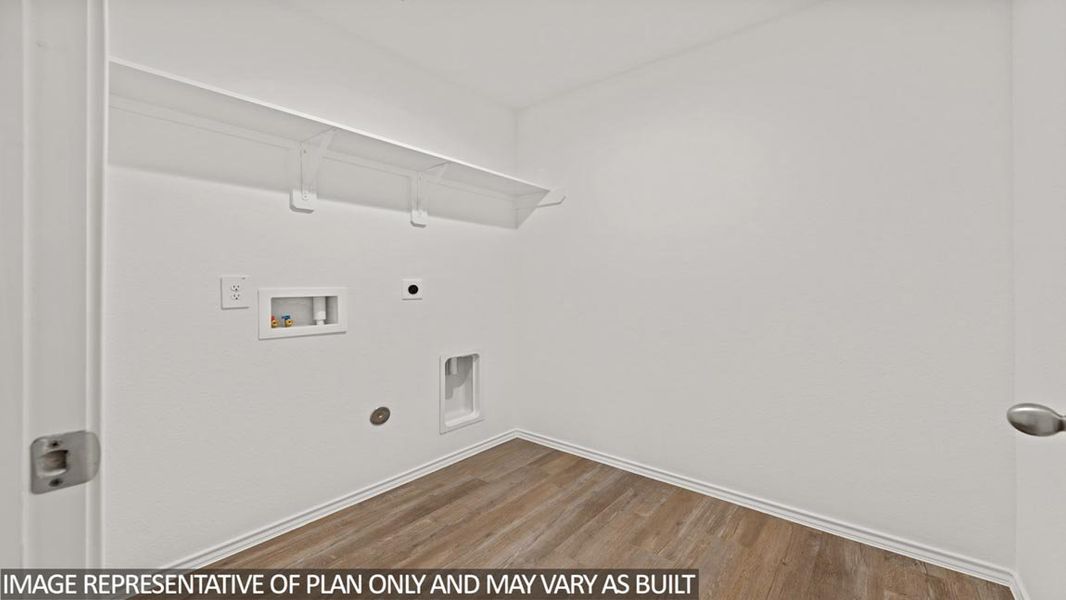 Spacious, unfurnished interior of a new home in Grand Pines, Magnolia (Image 12).