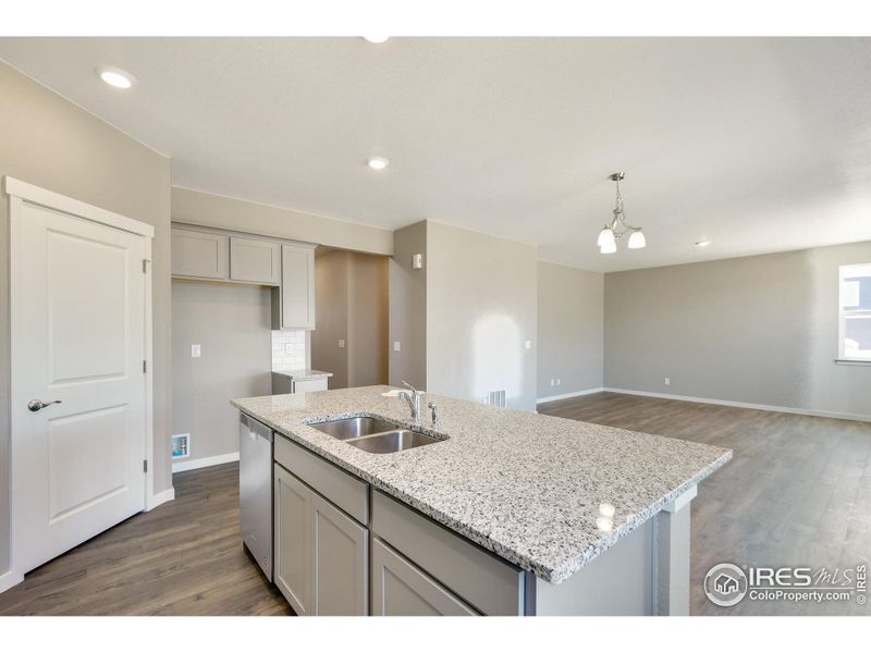 Furnished interior view inside a new home in Settlers Crossing, Commerce City (Image 10).