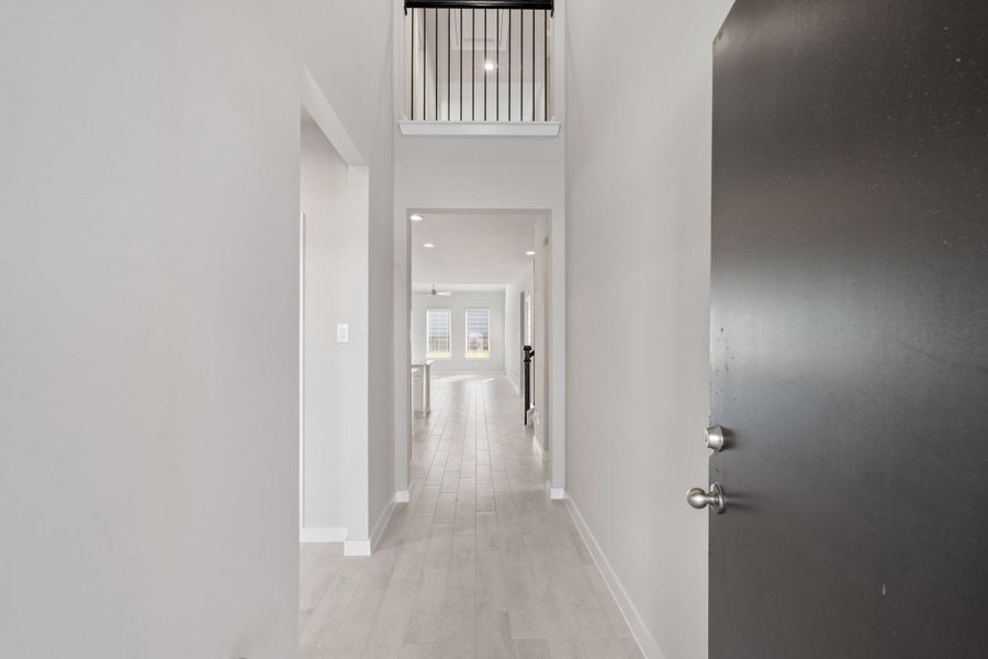 Spacious, unfurnished interior of a new home in Morton Creek Ranch, Katy (Image 19). Spacious, unfurnished interior of a new home in Morton Creek Ranch, Katy (Image 19).