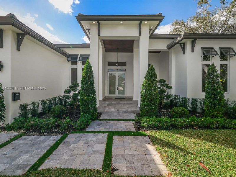 Exterior details and patio area of a home in , Biscayne Park (Image 3).