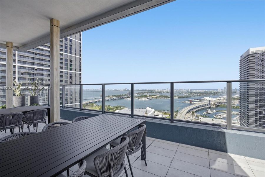 Condo located in Miami, FL showcasing its design and architecture (Image 33). Condo located in Miami, FL showcasing its design and architecture (Image 33).