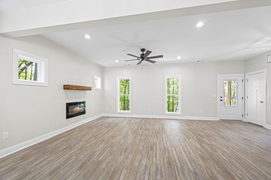 Spacious, unfurnished interior of a new home in , Lavonia (Image 23).