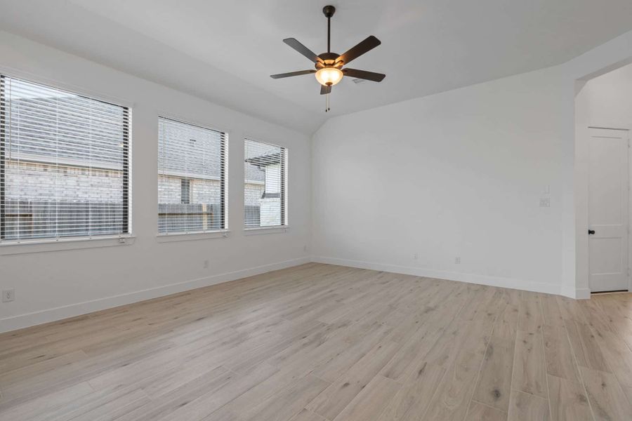 Spacious, unfurnished interior of a new home in Artavia, Conroe (Image 12). Spacious, unfurnished interior of a new home in Artavia, Conroe (Image 12).