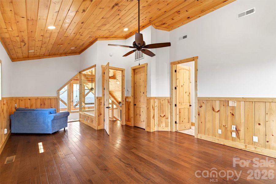 Spacious, unfurnished interior of a new home in , Old Fort (Image 24).