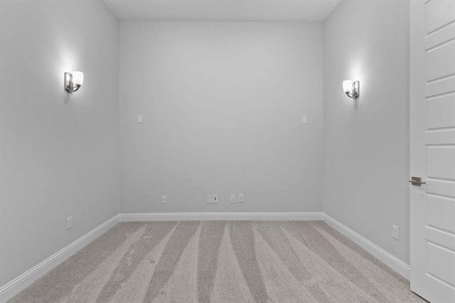 Spacious, unfurnished interior of a new home in Windsong Ranch, Prosper (Image 25). Spacious, unfurnished interior of a new home in Windsong Ranch, Prosper (Image 25).