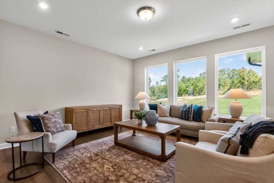 The Kipling - Family Room