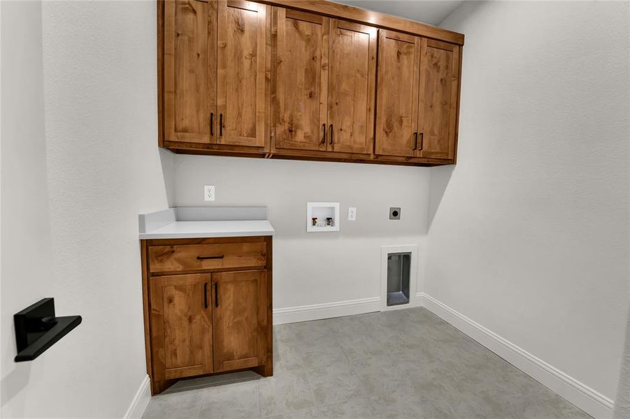 Furnished interior view inside a new home in , Millsap (Image 15).