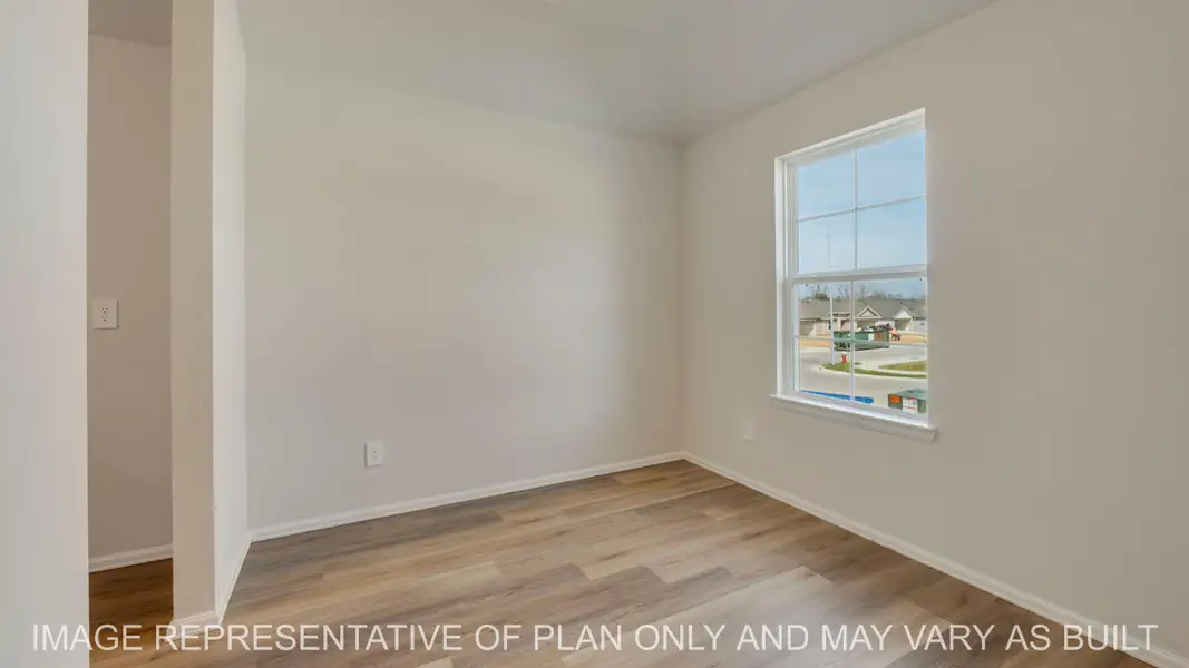 Spacious, unfurnished interior of a new home in Wilkins Valley, Brenham (Image 7).