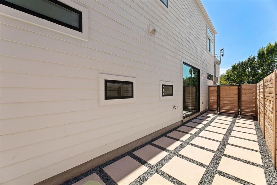 Side yard patio.