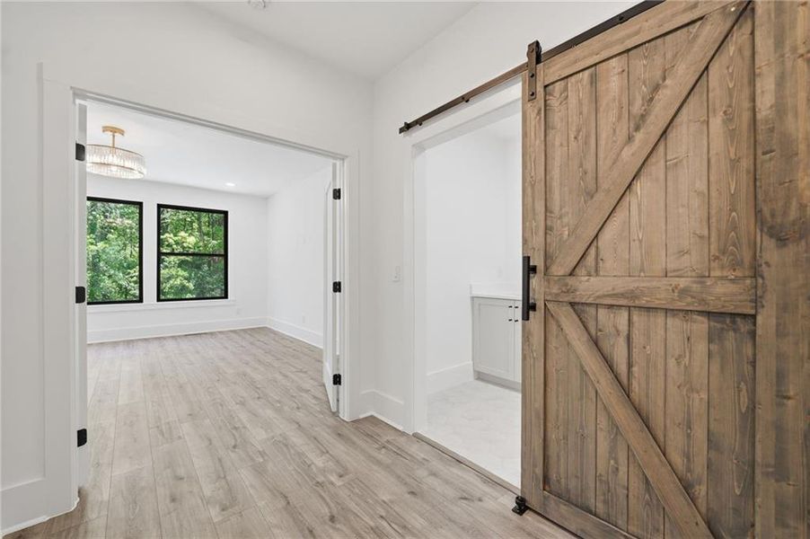 Spacious, unfurnished interior of a new home in , Roswell (Image 50).