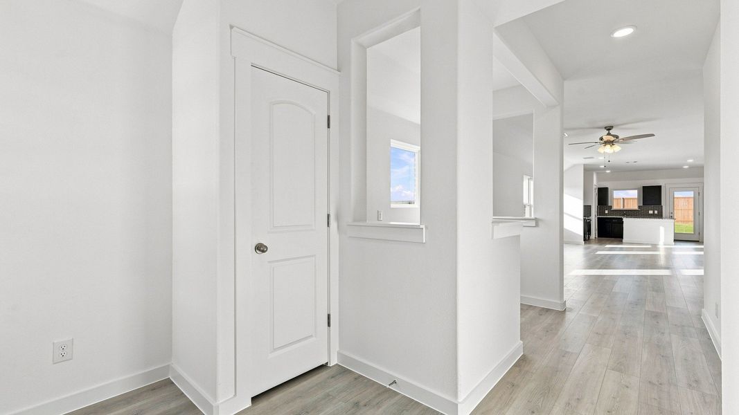 Furnished interior view inside a new home in Walden Pond, Forney (Image 12).