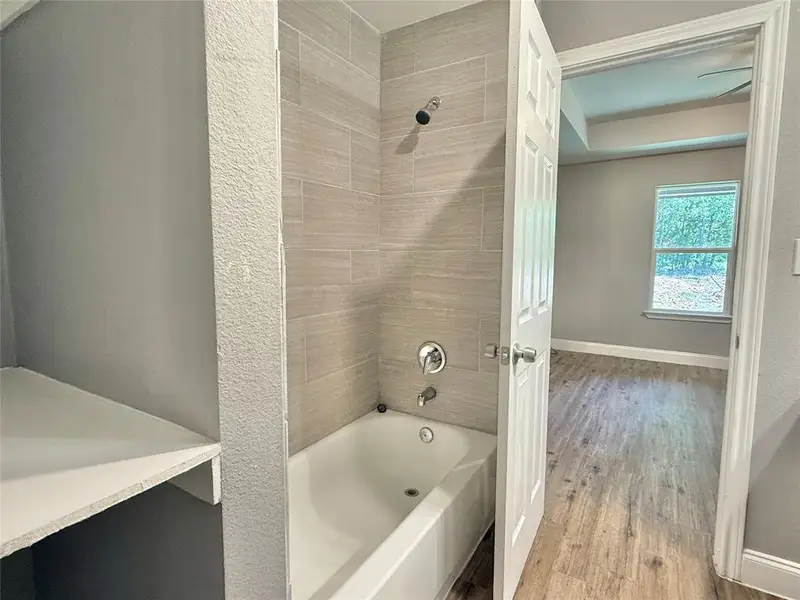 Furnished interior view inside a new home in , Mabank (Image 5). Furnished interior view inside a new home in , Mabank (Image 5).