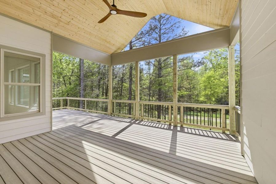 Exterior details and patio area of a home in , Jefferson (Image 38).