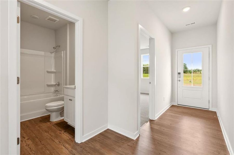 Spacious, unfurnished interior of a new home in Walker Grove, McDonough (Image 22).