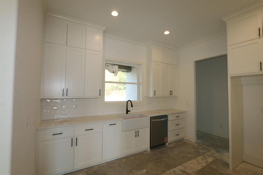 Furnished interior view inside a new home in , Tyler (Image 4).