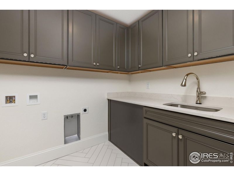 Furnished interior view inside a new home in Westerly, Erie (Image 17).