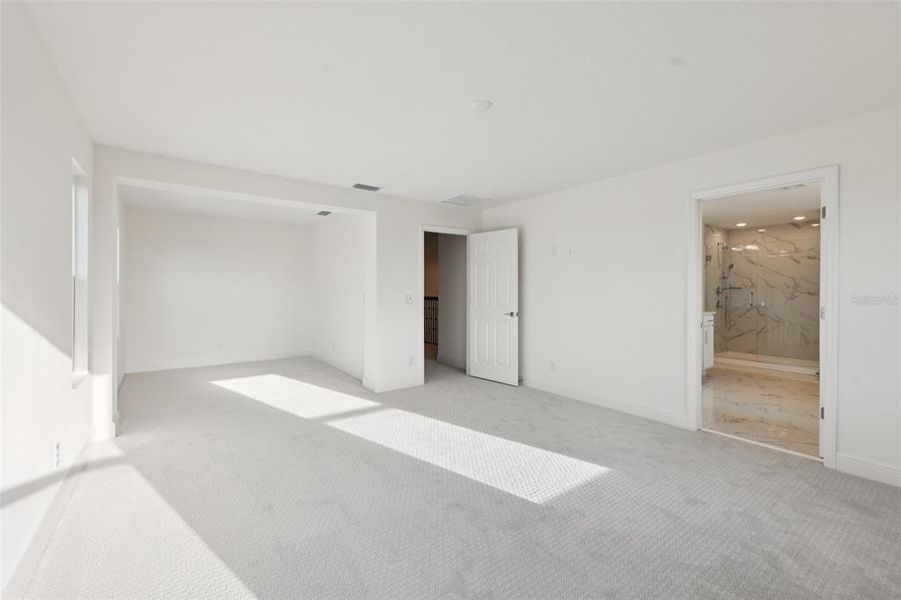 Spacious, unfurnished interior of a new home in , Groveland (Image 31). Spacious, unfurnished interior of a new home in , Groveland (Image 31).