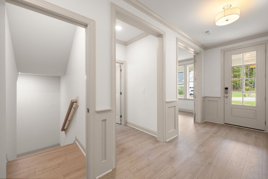 Representative unfurnished interior of a home built from the The Hampton by RobuckHomes in Baylee Ridge, Selma (Image 195).