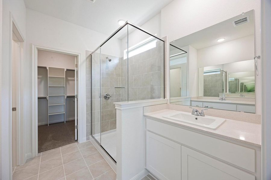 Furnished interior view inside a new home in Trinity Ranch, Elgin (Image 12).