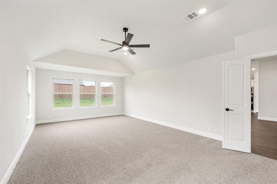 Spacious, unfurnished interior of a new home in Hampton Park, Glenn Heights (Image 18). Spacious, unfurnished interior of a new home in Hampton Park, Glenn Heights (Image 18).