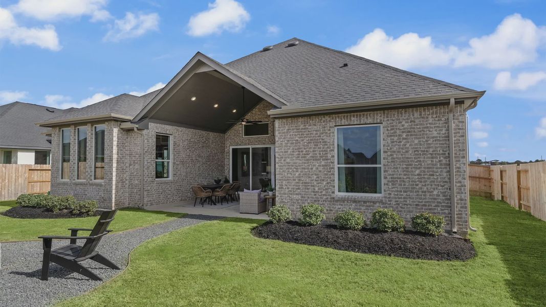 Representative exterior details of a home built from the Brentwood by Chesmar Homes in Wildrye 60', Waller (Image 3). Representative exterior details of a home built from the Brentwood by Chesmar Homes in Wildrye 60', Waller (Image 3).