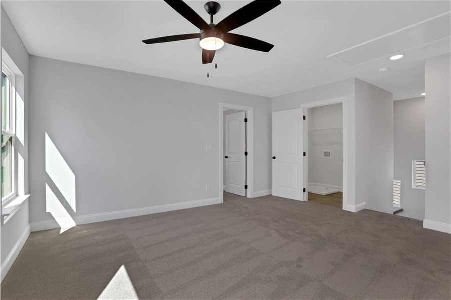 Spacious, unfurnished interior of a new home in Villas at Dawsonville, Dawsonville (Image 26).