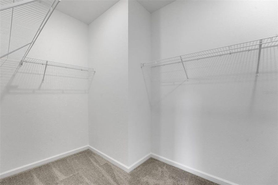 Spacious, unfurnished interior of a new home in Reserve at Hammock Oaks, Lady Lake (Image 16). Spacious, unfurnished interior of a new home in Reserve at Hammock Oaks, Lady Lake (Image 16).