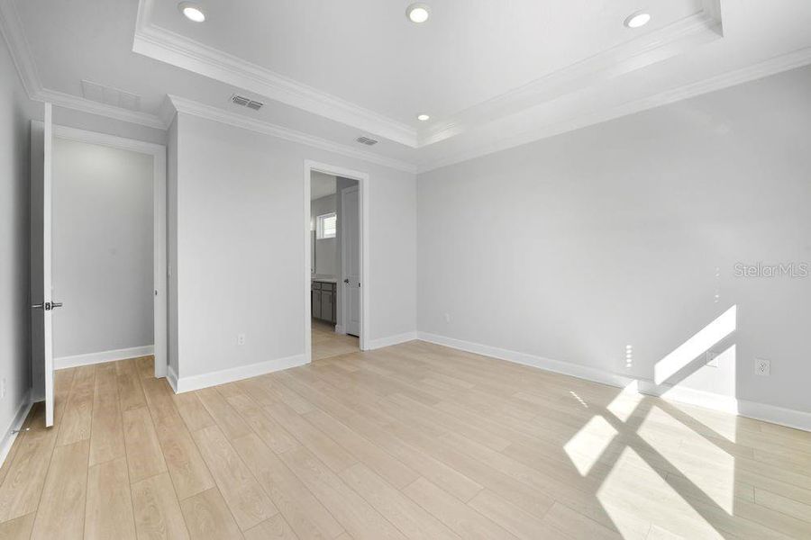 Spacious, unfurnished interior of a new home in Coasterra Community Group Page, Palmetto (Image 26).