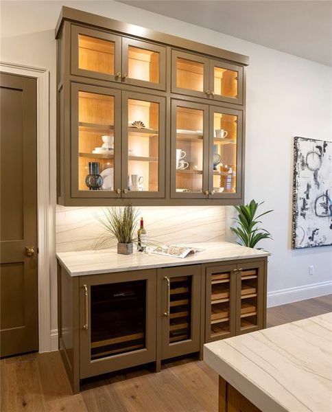 Furnished interior view inside a new home in , Southlake (Image 6).