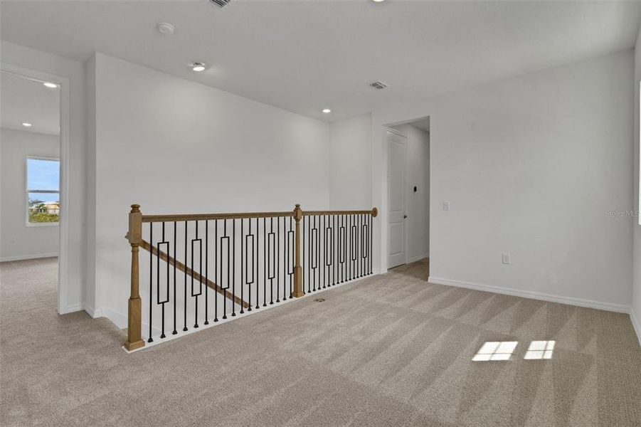 Spacious, unfurnished interior of a new home in Turnleaf, Punta Gorda (Image 18). Spacious, unfurnished interior of a new home in Turnleaf, Punta Gorda (Image 18).