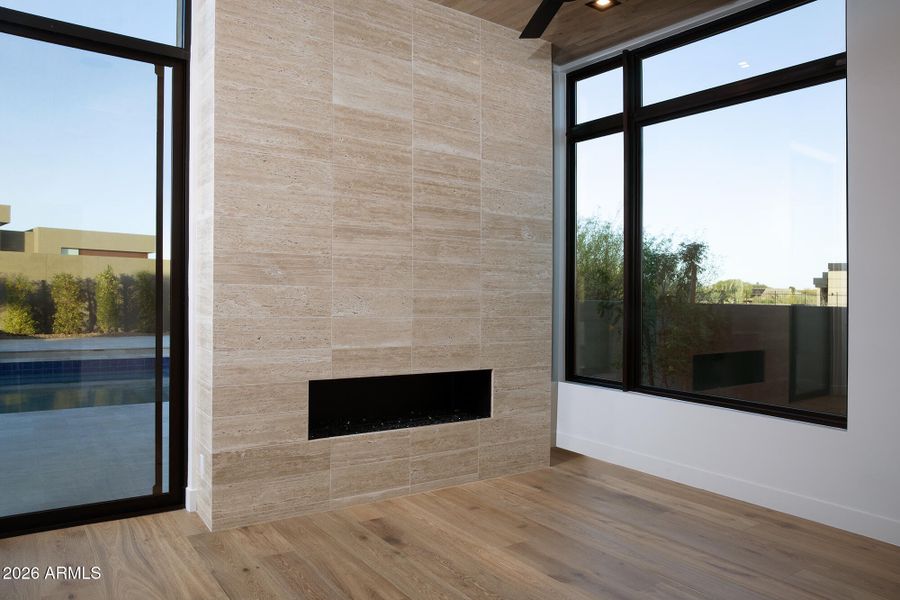 26-010(DOM)193 26-010(DOM)193