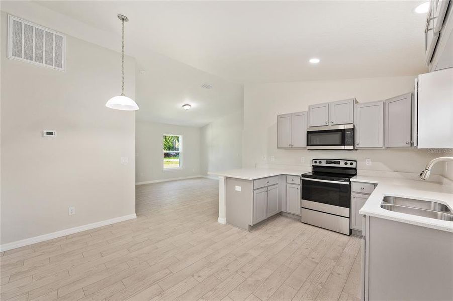 Furnished interior view inside a new home in , Ocala (Image 5).