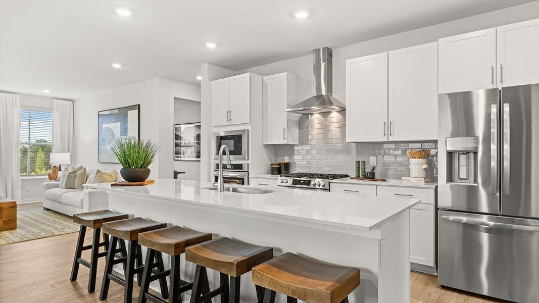 3741 Laurel Kitchen 7of9 F1