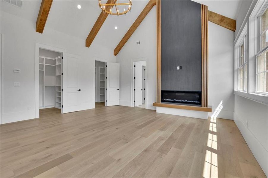 Spacious, unfurnished interior of a new home in , Bethlehem (Image 27).