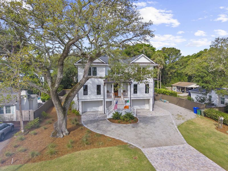 Front exterior of a new home in , Isle Of Palms, SC, highlighting curb appeal (Image 27). Front exterior of a new home in , Isle Of Palms, SC, highlighting curb appeal (Image 27).