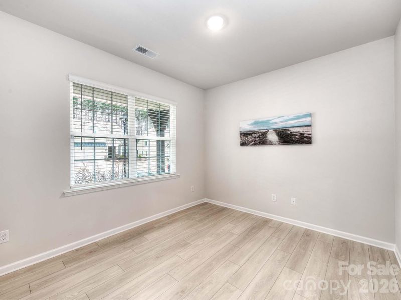 Spacious, unfurnished interior of a new home in Shannon Woods, Maiden (Image 30).
