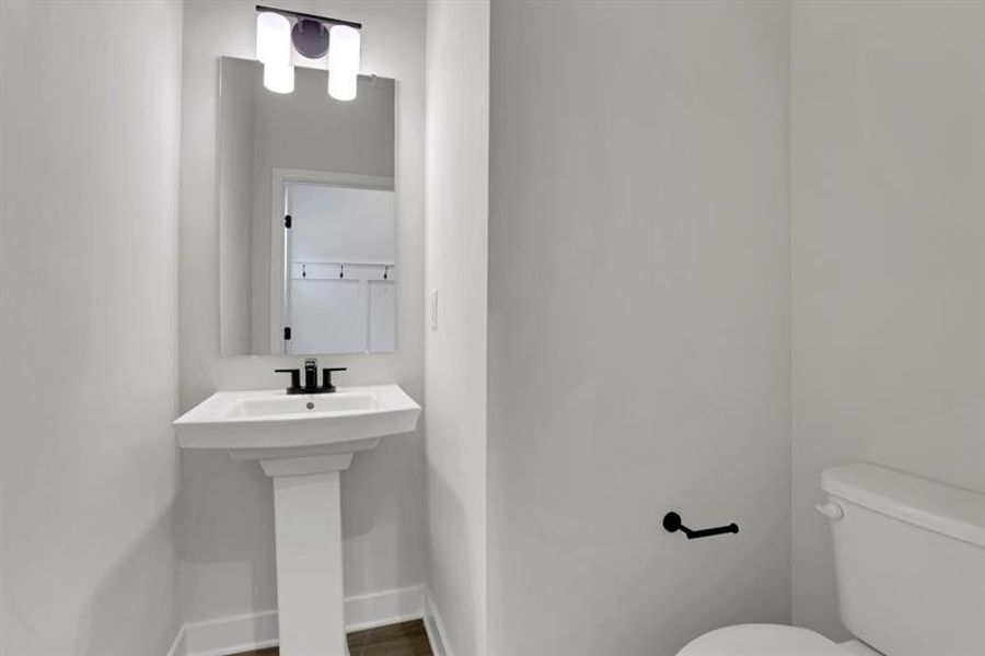 Furnished interior view inside a new home in Crystal Falls, Dawsonville (Image 9).